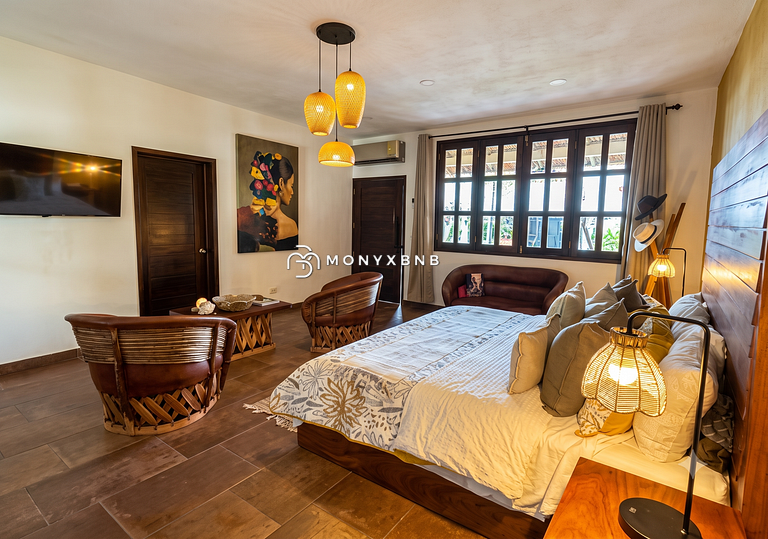 Charming villa by Monyxbnb