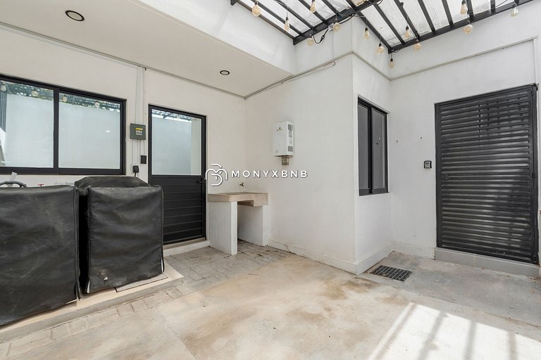 Hortus • Villa 16 huéspedes • Jacuzzi by Monyxbnb