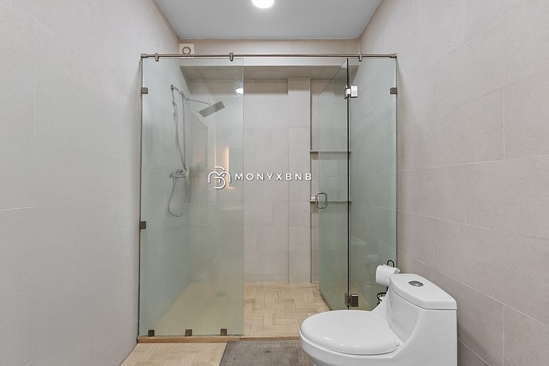 The Malecon Loft | 1 Min to Beach & Boardwalk