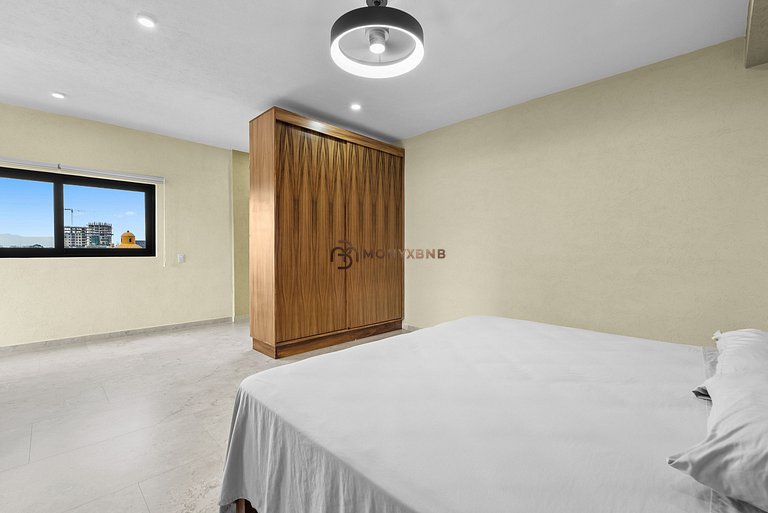 The boardwalk Nest | 1 Block to Malecon & Ocean