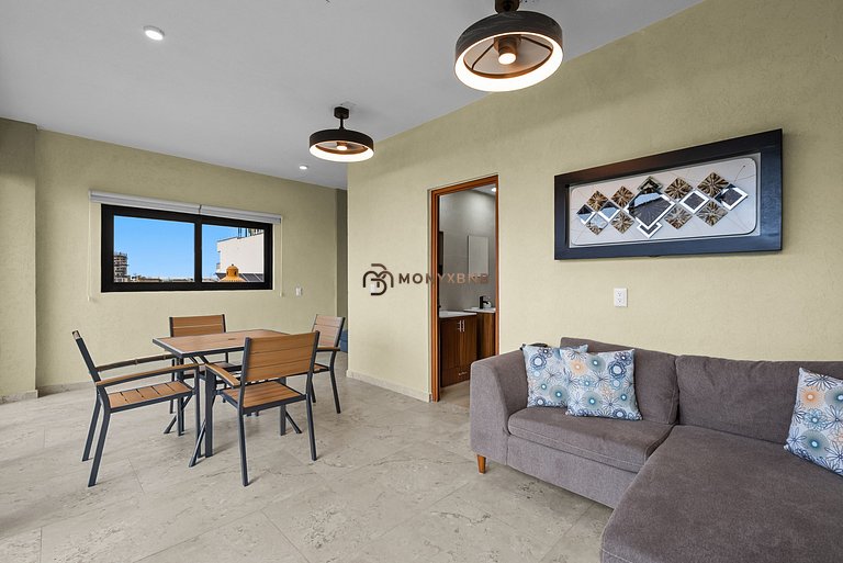 The boardwalk Nest | 1 Block to Malecon & Ocean