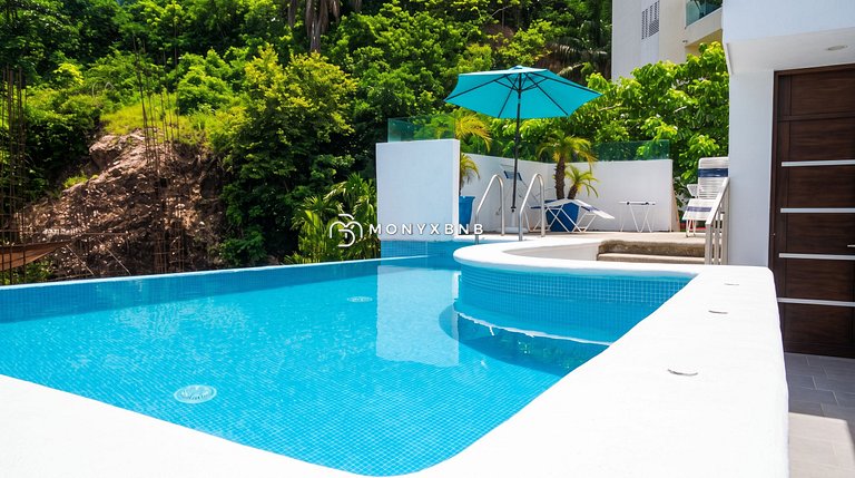The Cerro Chic: Rooftop 1BR Hideaway
