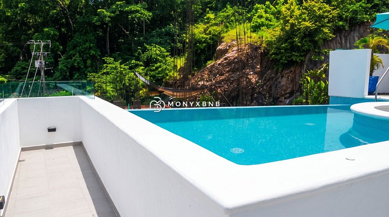 The Cerro Chic: Rooftop 1BR Hideaway