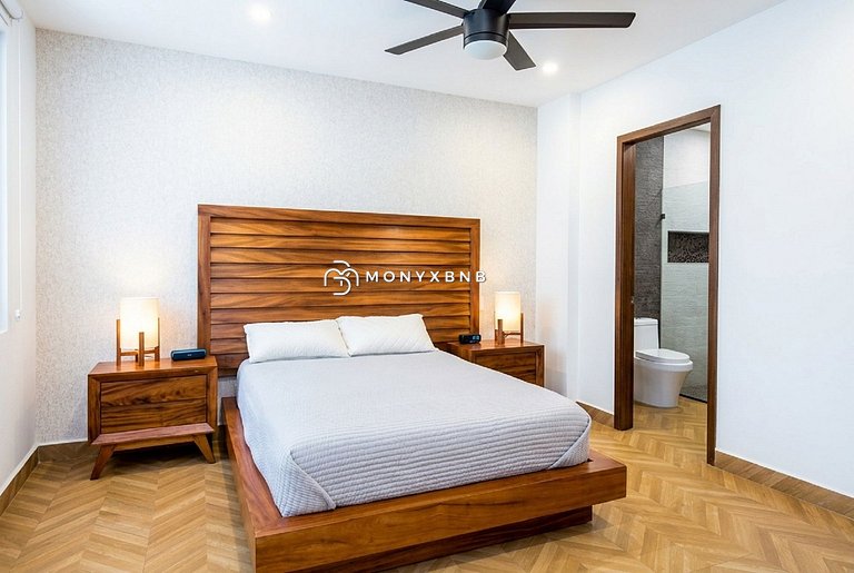 Allende Heights: 1BR Oasis w/ Rooftop Pool