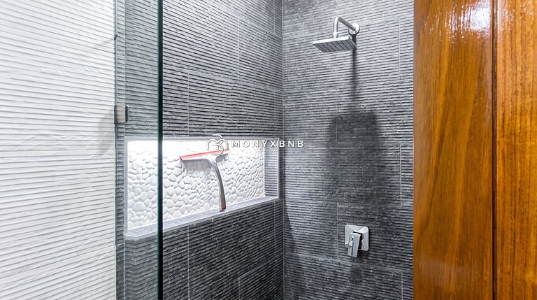The Cerro Chic: Rooftop 1BR Hideaway