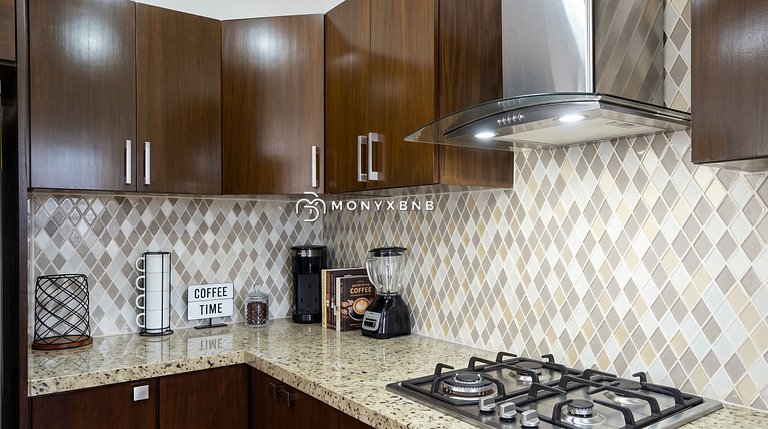 The Cerro Chic: Rooftop 1BR Hideaway