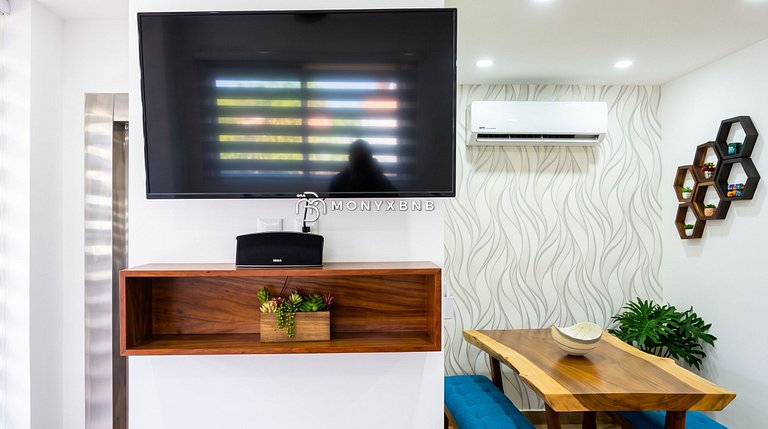 The Five | 1BR, Balcony & Rooftop Pool